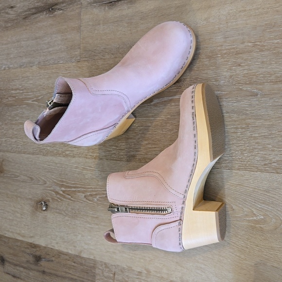 Swedish Hasbeens Shoes - Swedish Hasbeens Zip it Emy booties